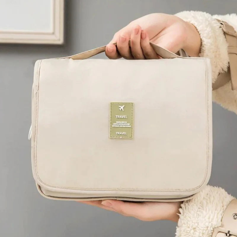 Kit de higiene pessoal dobrável para pendurar